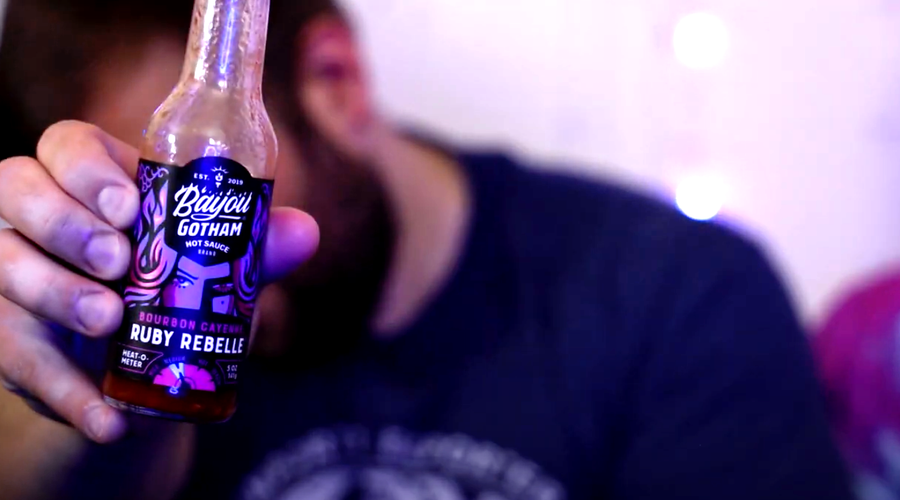 BoisNHeat Revisión Ruby Rebelle Bourbon Cayenne